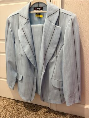 Trac Light Blue Pinstripe Women's Blazer with Notch Lapel